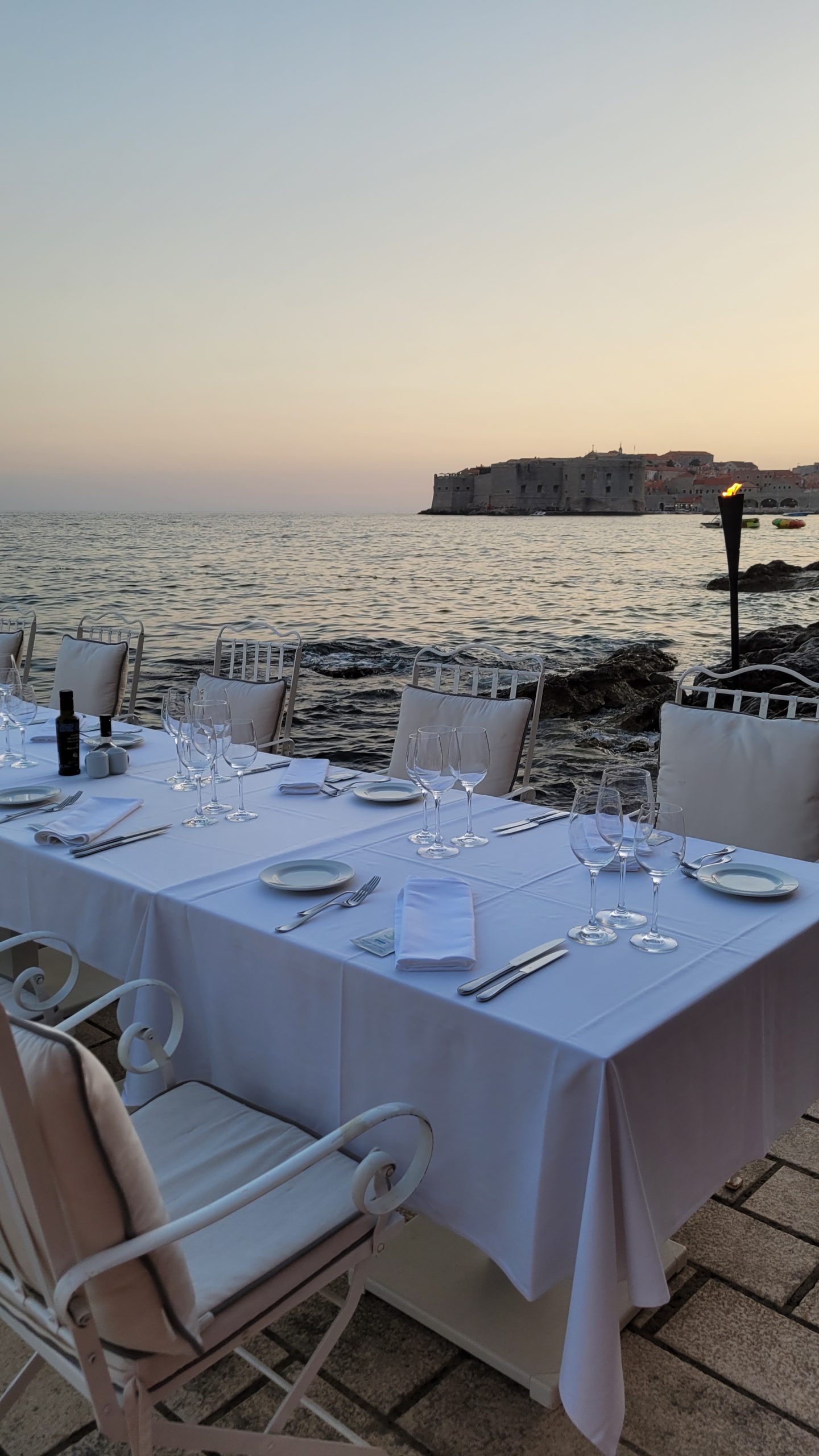 Abendessen am Mittelmeer